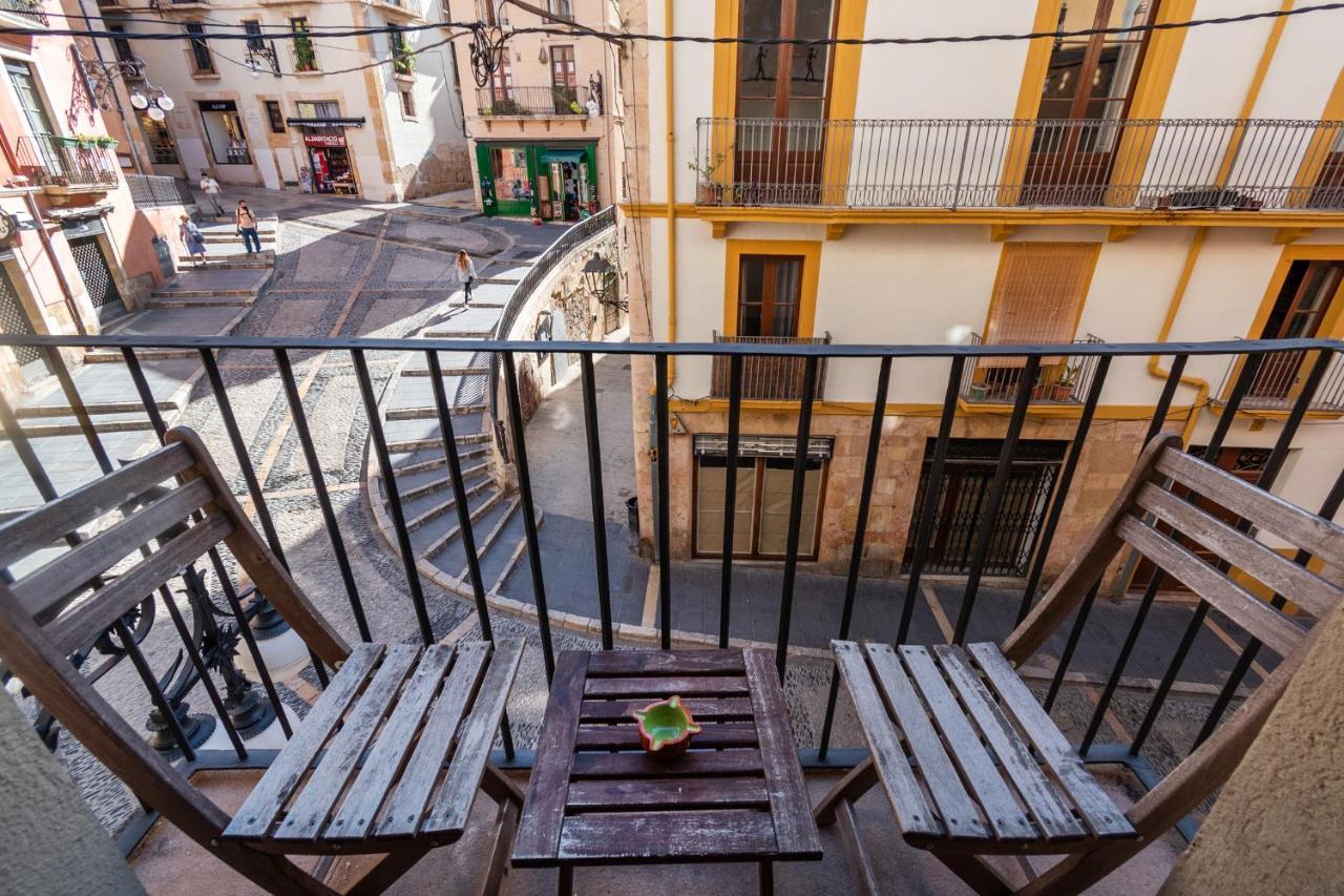 Apartamento En Plaza Sedassos Centro Historico Tarragona Exterior photo