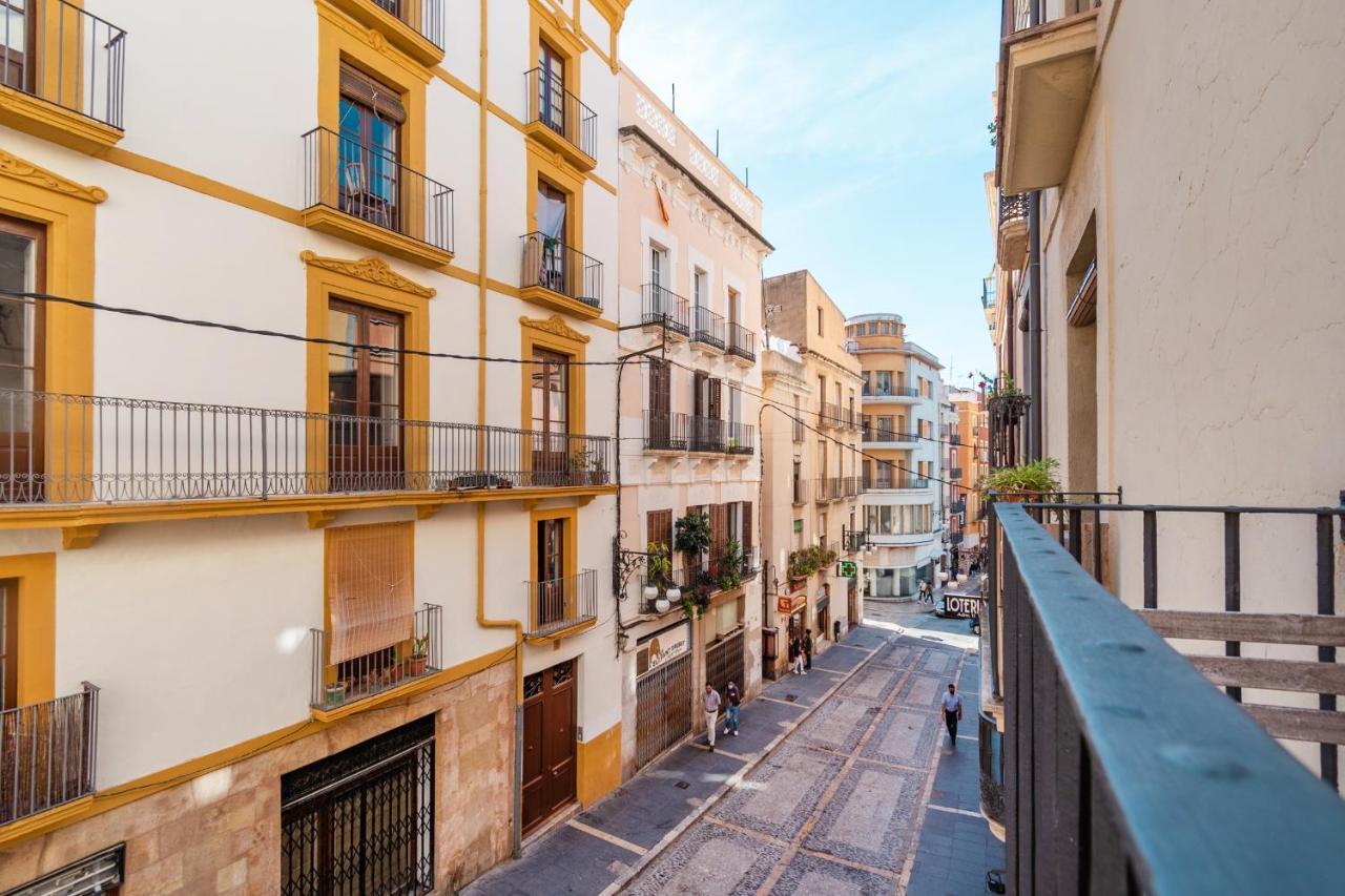 Apartamento En Plaza Sedassos Centro Historico Tarragona Exterior photo