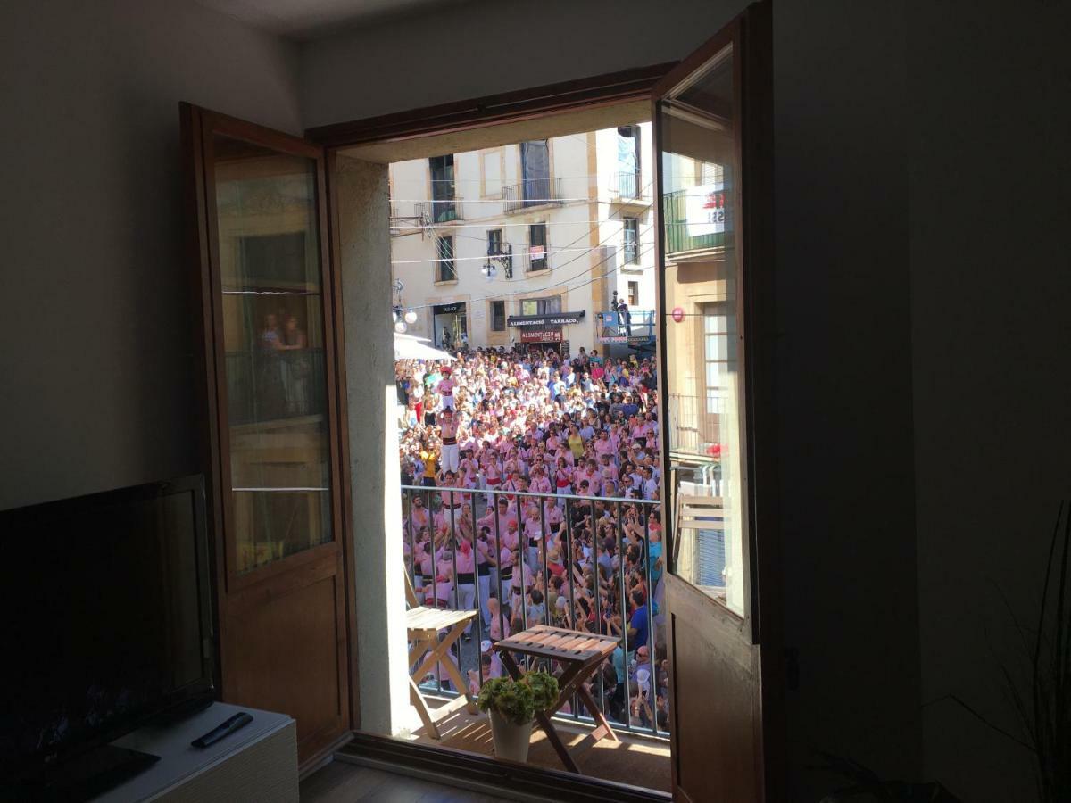 Apartamento En Plaza Sedassos Centro Historico Tarragona Exterior photo
